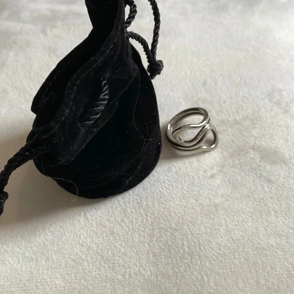 Sterling silver ring - Picture 2 of 3